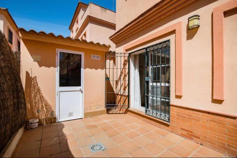 Апартаменты 2 La Casa De Marilo Томарес Экстерьер фото