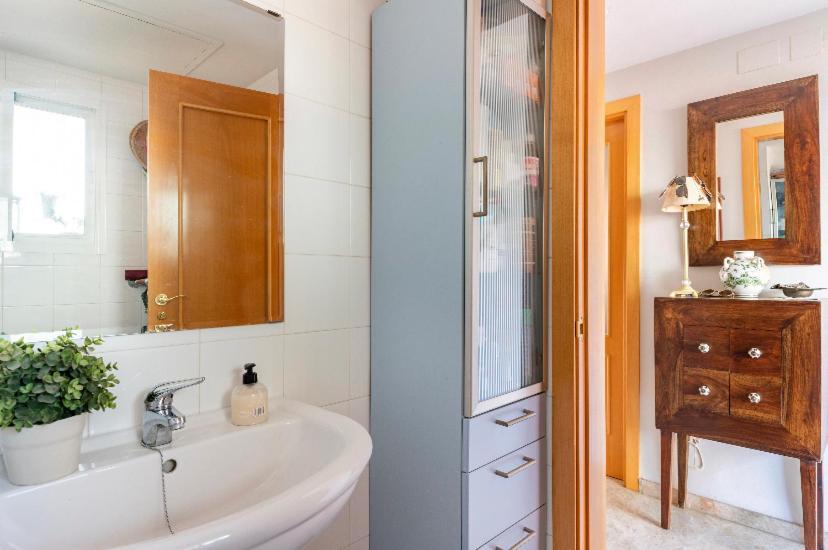 Апартаменты 2 La Casa De Marilo Томарес Экстерьер фото